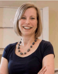 Headshot of Elizabeth Kerr